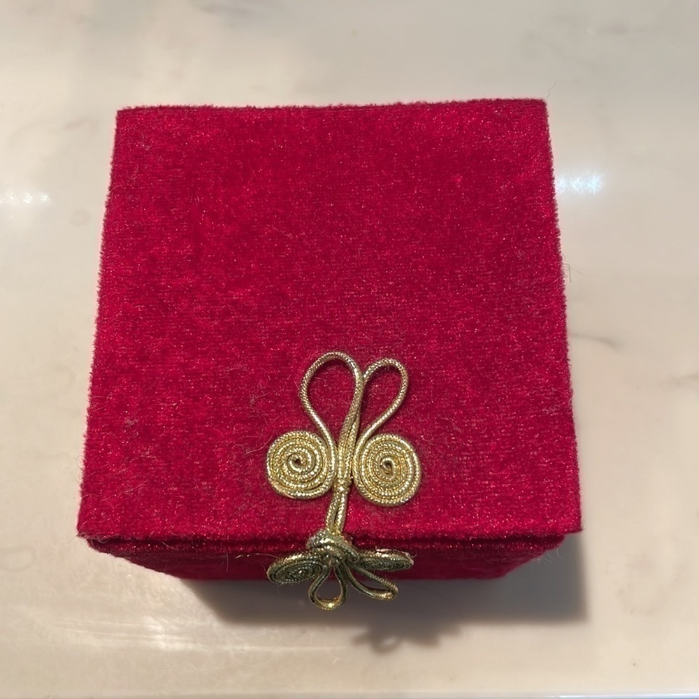 jus Mauied Christmas ornament / new - Picture 4 of 4